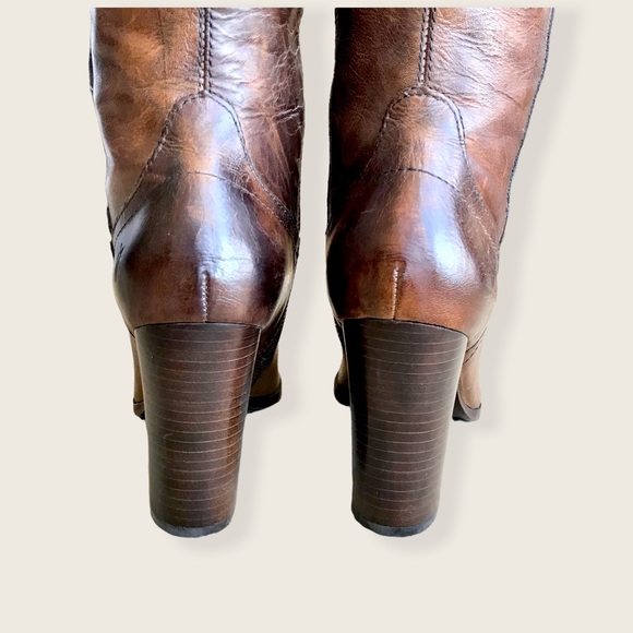 Frye Parker Tall Brown Leather Knee Length Vintage Heeled Round Toe Riding Boots - Picture 11 of 15